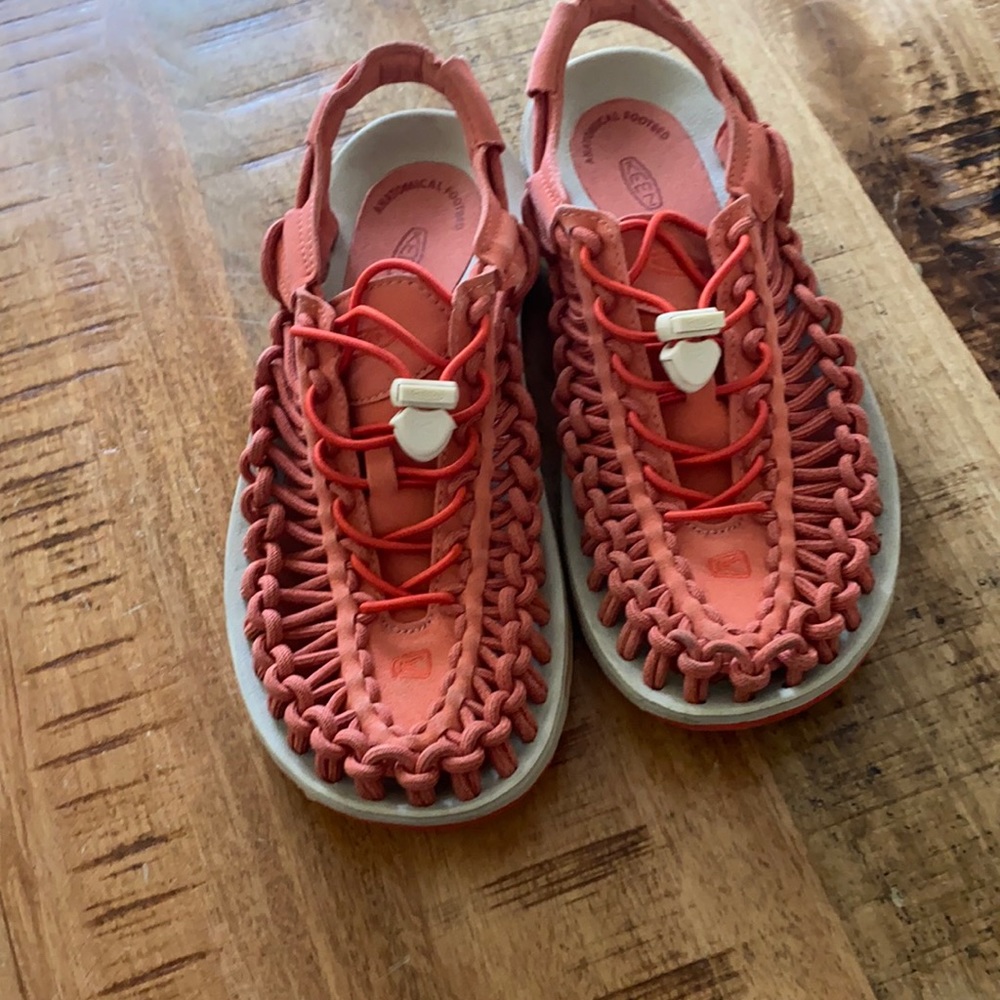 Keens water shoes